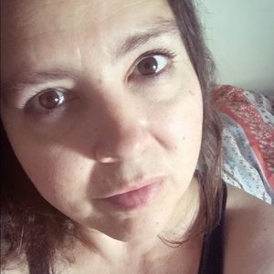 Meet your Posher, Leigh